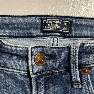 Abercrombie Blue Wash jeans